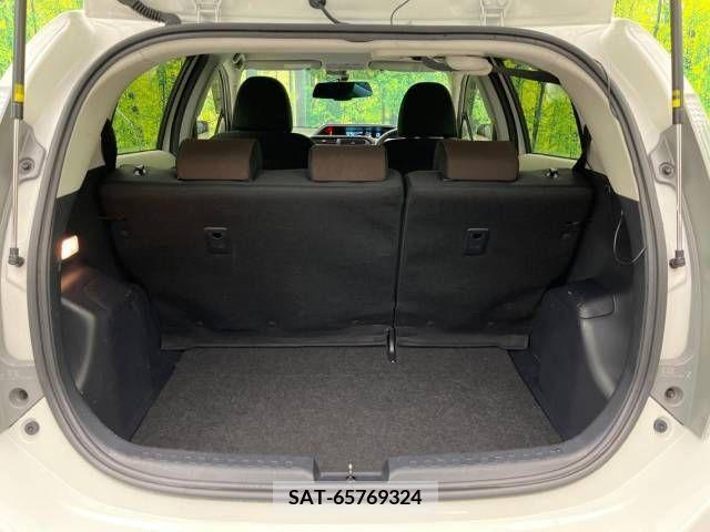 Toyota AQUA 2014-07 255343-9