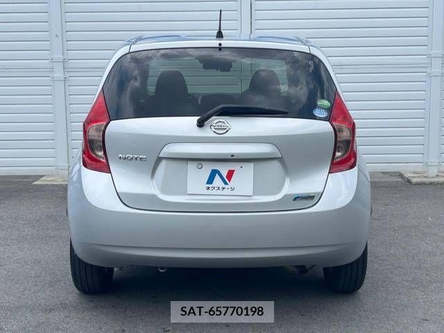 Nissan NOTE 2014-01 392964-15