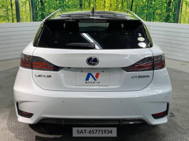 Lexus CT 2017-05 275160-15