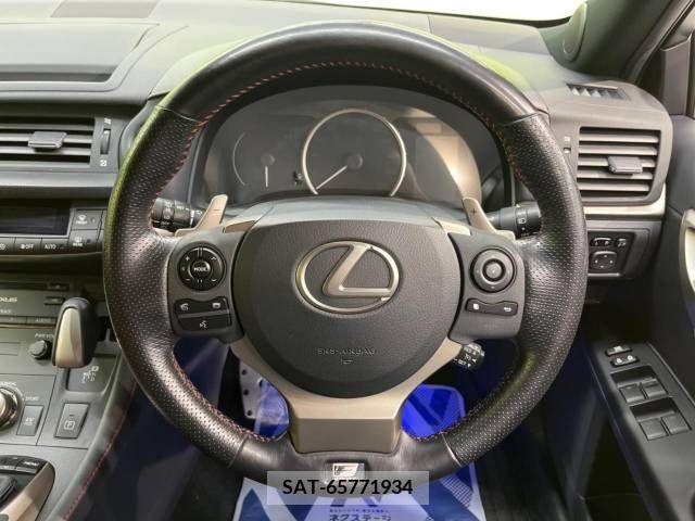 Lexus CT 2017-05 275160-11
