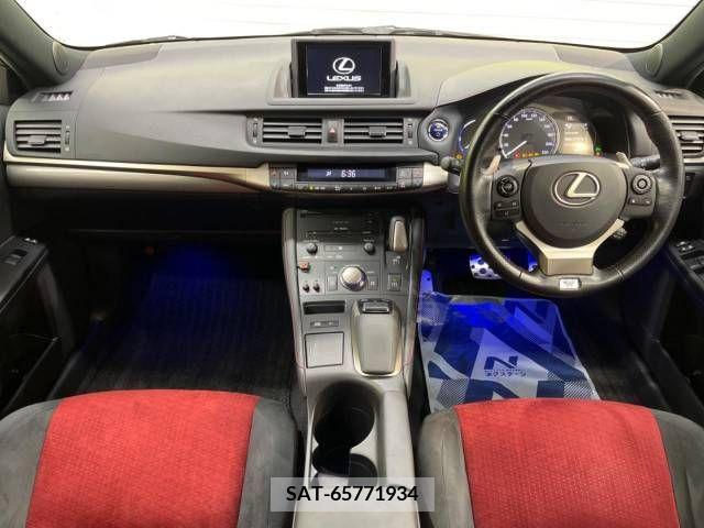 Lexus CT 2017-05 275160-1