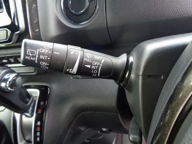 Honda N BOX CUSTOM 2019-03 17528-18