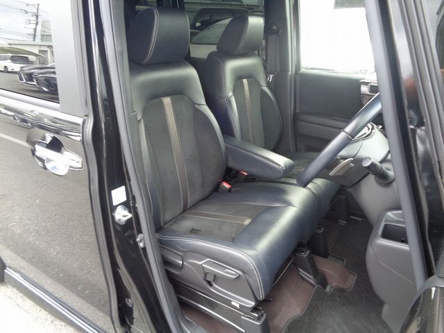 Honda N BOX CUSTOM 2019-03 17528-3