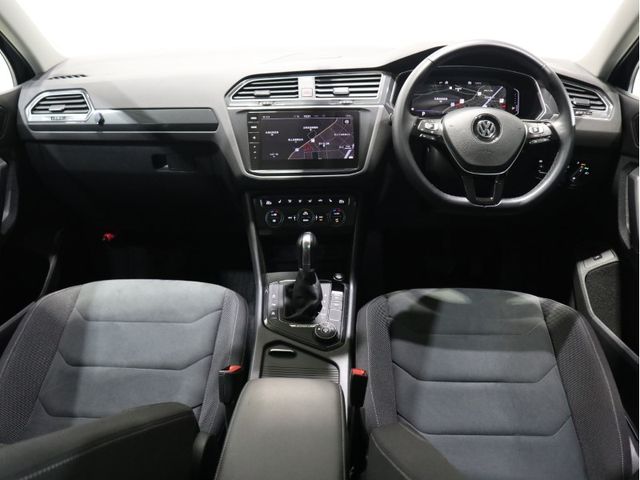 VolksWagen TIGUAN 2019-06 180469-9