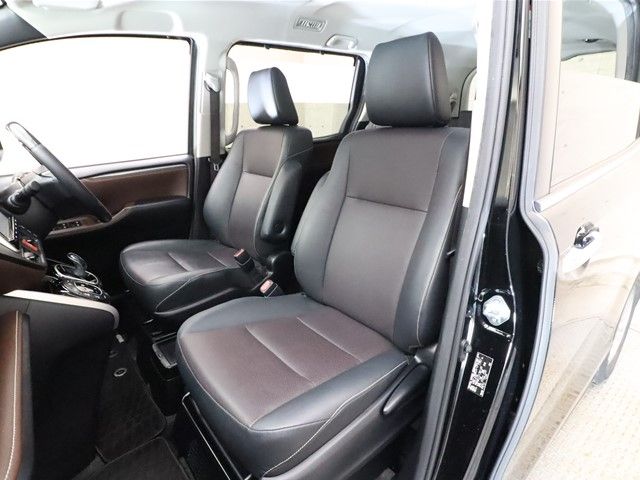Toyota ESQUIRE 2015-11 190377-5