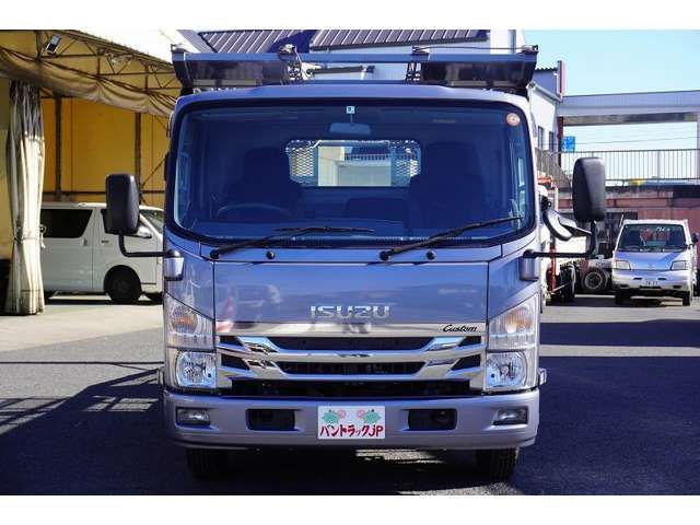 Isuzu ELF TRUCK 2021-09 195911-1