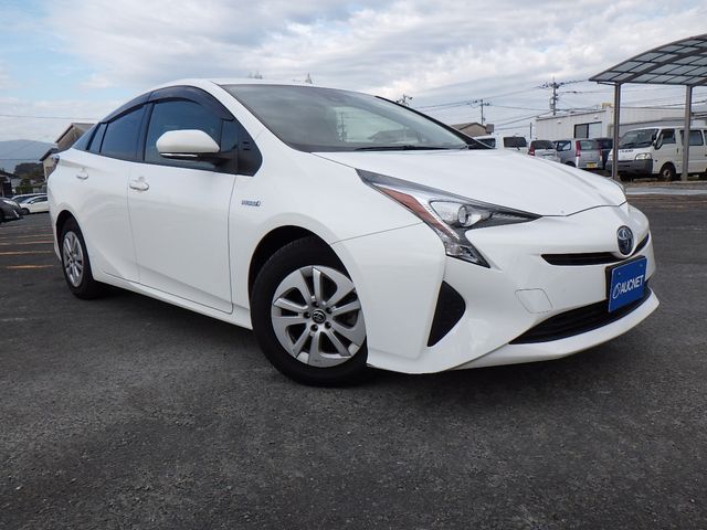Toyota PRIUS 2018-10 183442-0