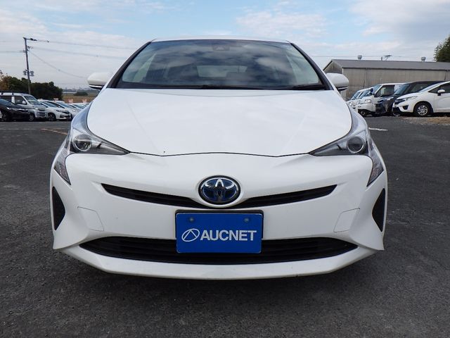 Toyota PRIUS 2018-10 183442-3