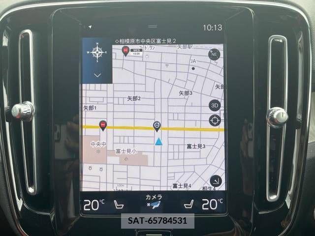 Volvo XC40 2021-08 332910-4
