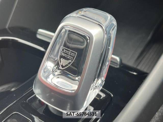 Volvo XC40 2021-08 332910-9
