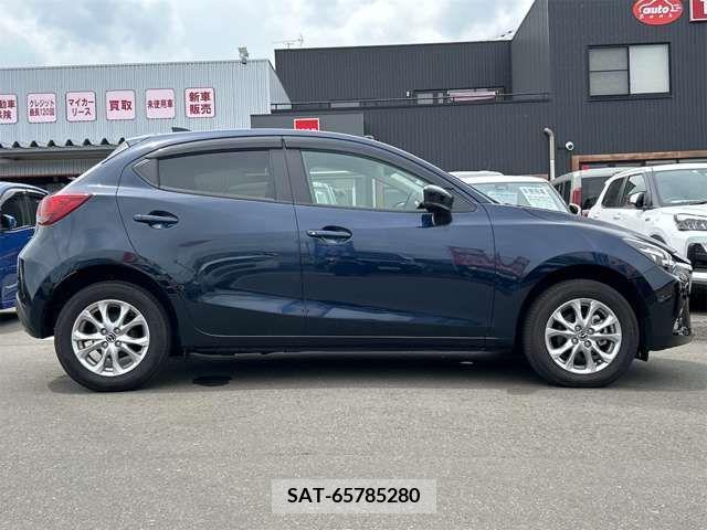 Mazda DEMIO 2019-08 267638-12