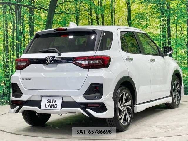Toyota RAIZE 2021-08 326597-17