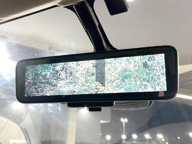 Nissan SERENA 2022-04 185982-6