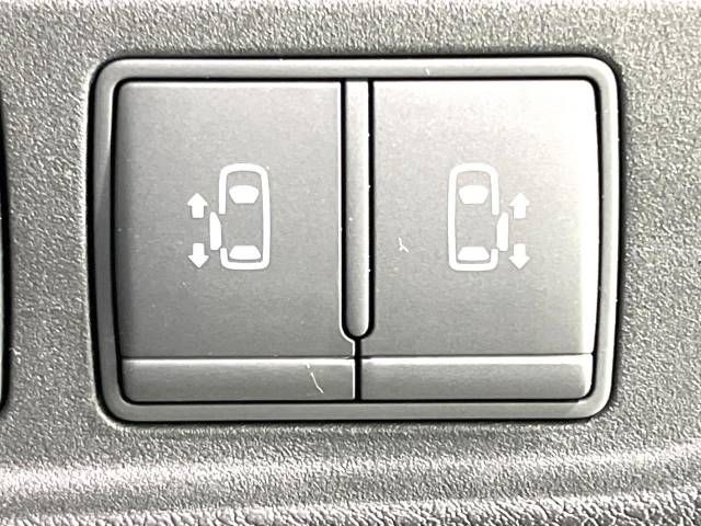 Nissan SERENA 2022-04 185982-5