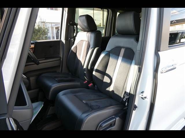 Honda N BOX CUSTOM 2018-12 186829-9