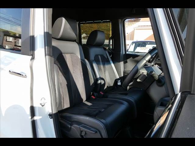 Honda N BOX CUSTOM 2018-12 186829-8