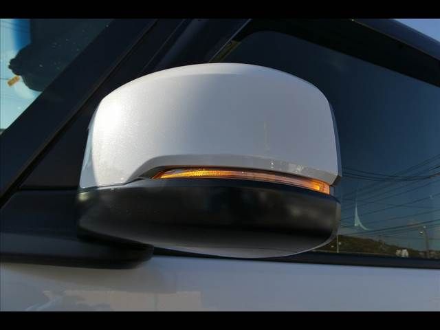 Honda N BOX CUSTOM 2018-12 186829-18