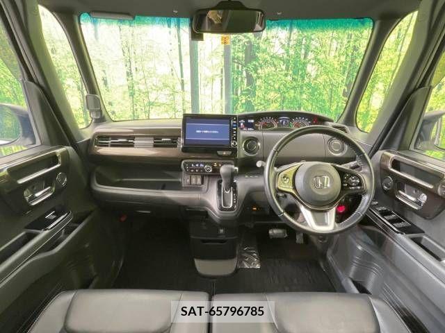 Honda N BOX CUSTOM 2019-08 278925-1