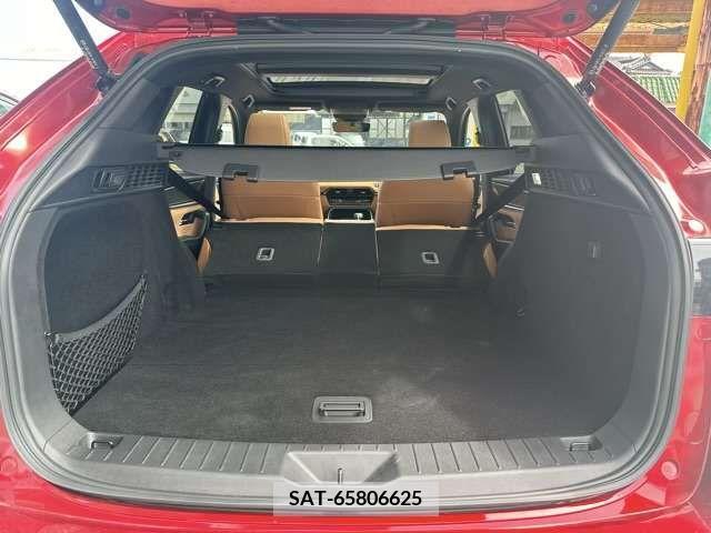 Mazda CX-60 2022-08 379284-12
