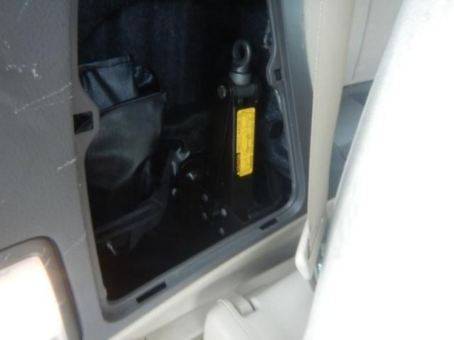 Toyota ALPHARD 2004-09 18079-24