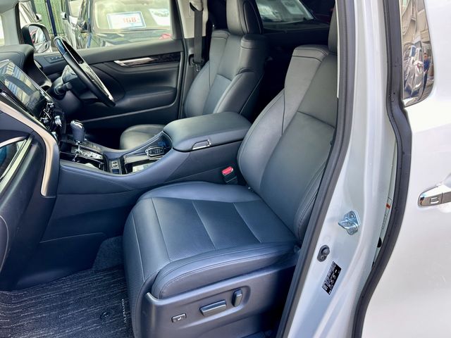 Toyota ALPHARD 2021-11 181130-14
