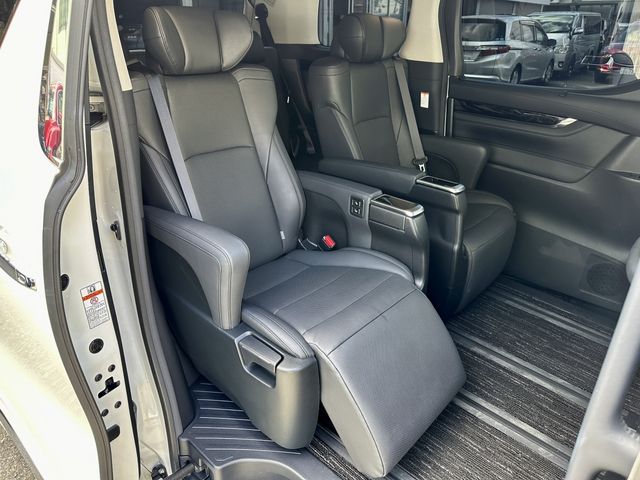Toyota ALPHARD 2021-11 181130-16