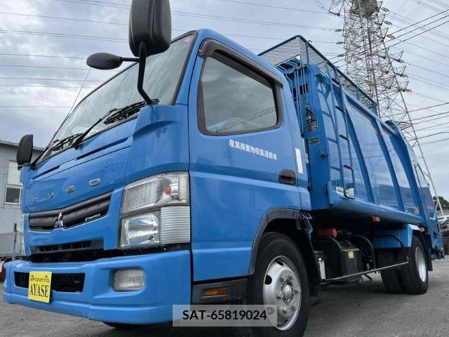 Mitsubishi CANTER 2013-11 294398-0