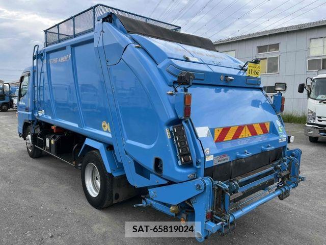 Mitsubishi CANTER 2013-11 294398-3