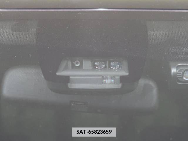 Toyota NOAH 2017-06 347333-4