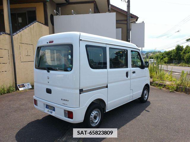 Suzuki EVERY 2020-05 337001-2