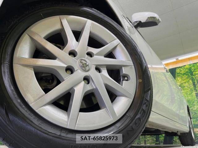 Toyota PRIUS ALPHA 2015-05 330136-9
