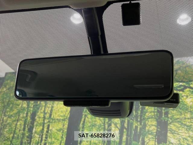 Nissan SERENA 2021-03 218320-6