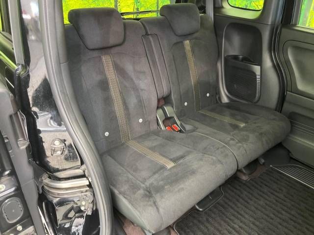 Honda N BOX CUSTOM 2019-11 181458-9