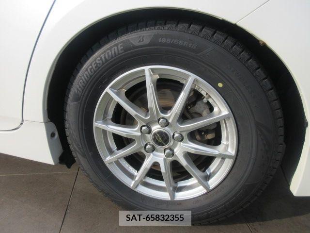 Toyota PRIUS 2015-01 281961-7