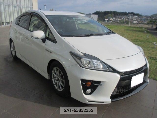 Toyota PRIUS 2015-01 281961-2