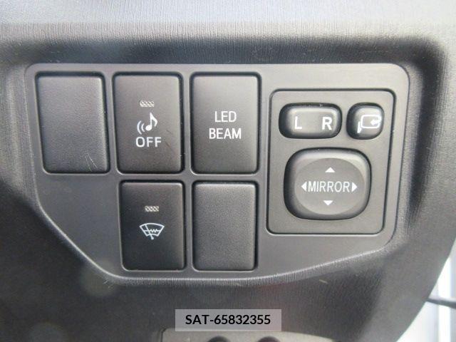 Toyota PRIUS 2015-01 281961-16