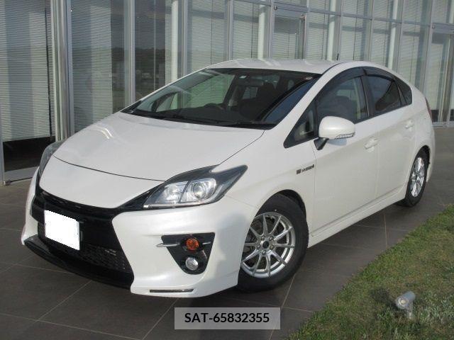 Toyota PRIUS 2015-01 281961-0
