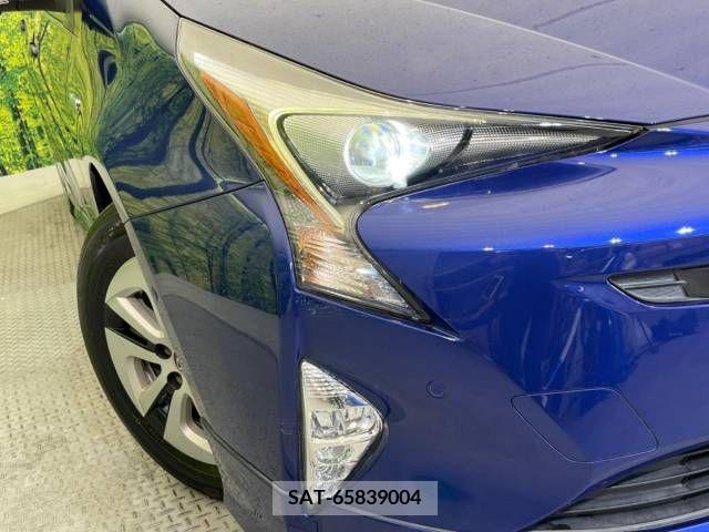 Toyota PRIUS 2016-10 238188-12