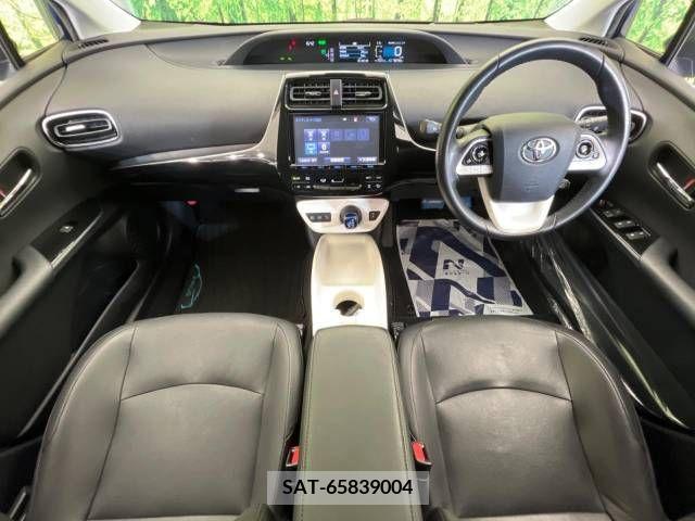 Toyota PRIUS 2016-10 238188-1