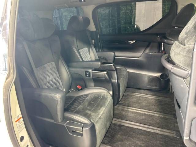 Toyota ALPHARD 2015-12 181620-9