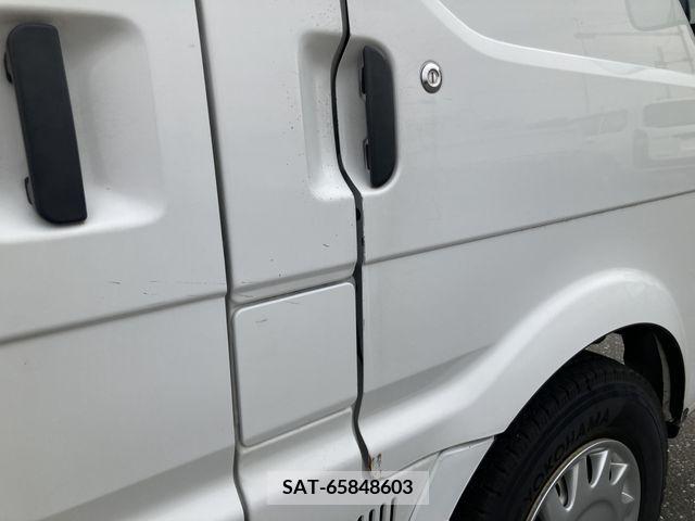 Mazda BONGO VAN 2017-04 294304-14