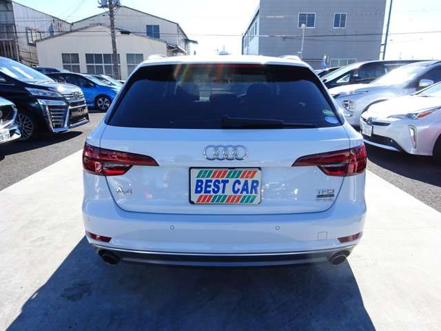 Audi A4 2018-03 192059-6