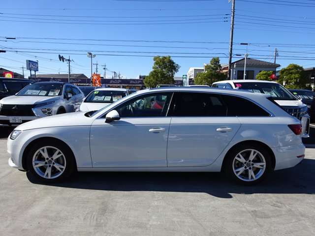 Audi A4 2018-03 192059-11