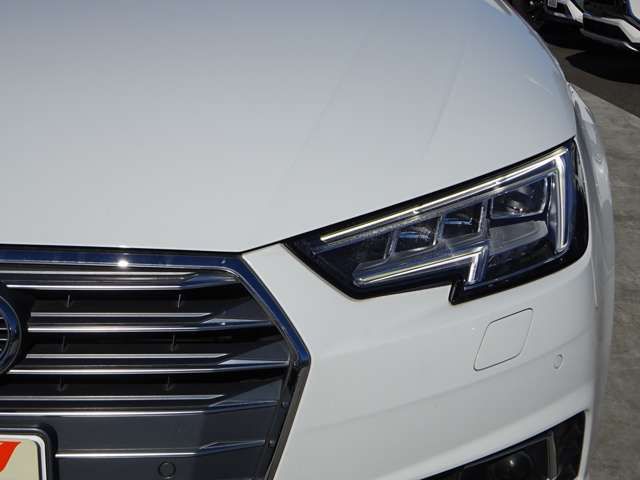 Audi A4 2018-03 192059-10