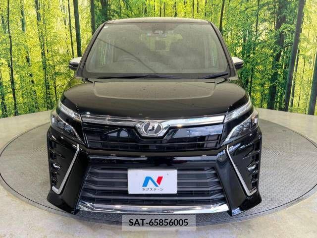 Toyota VOXY 2018-10 332395-14