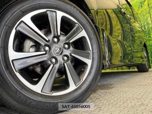 Toyota VOXY 2018-10 332395-13