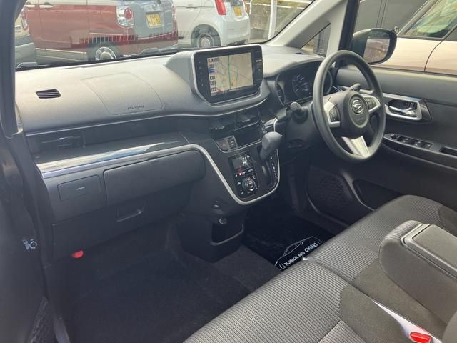 Daihatsu MOVE CUSTOM 2018-01 186501-7