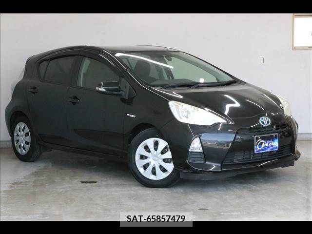 Toyota AQUA 2012-01 260643-1