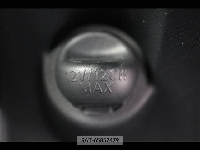 Toyota AQUA 2012-01 260643-15