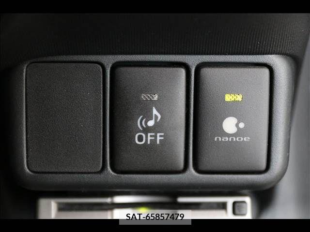 Toyota AQUA 2012-01 260643-8